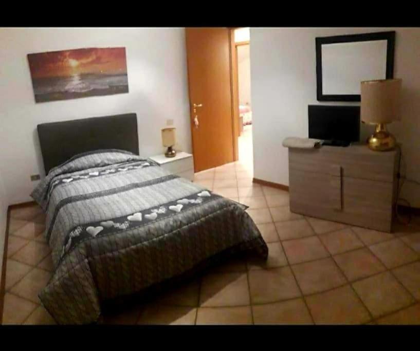 B&B Via Roma N. 12 Valfabbrica Экстерьер фото